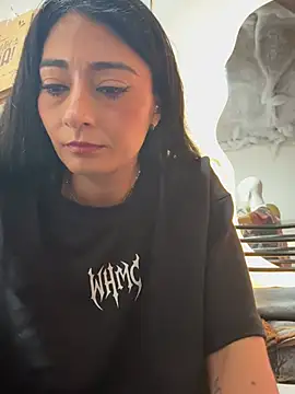 IsabellaMariet Show Webcam