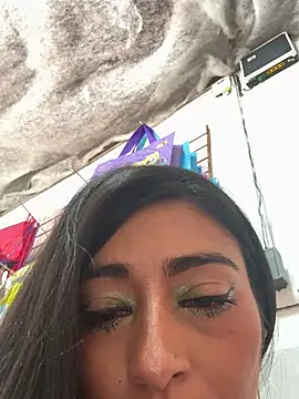 IsabellaMariet Pertunjukan Webcam