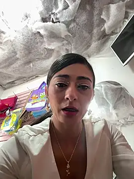 IsabellaMariet Adlı Modelin Web Kamerası Şovu