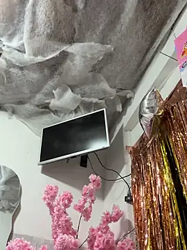 عرض كام IsabellaMariet