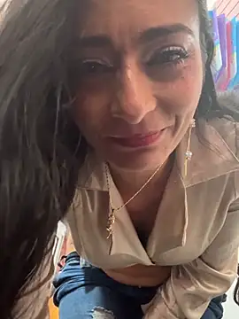 عرض كام IsabellaMariet