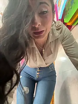 הופעת וובקאם של IsabellaMariet