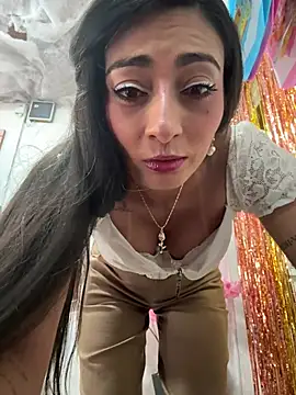 IsabellaMariet Show in webcam