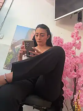 הופעת וובקאם של IsabellaMariet