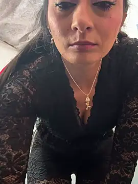 عرض كام IsabellaMariet