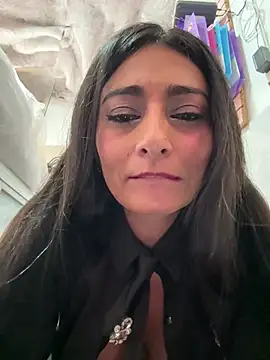 عرض كام IsabellaMariet