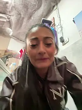 Chat XXX en directo de IsabellaMariet