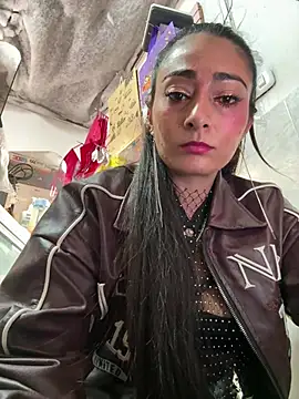 IsabellaMariet Adlı Modelin Web Kamerası Şovu
