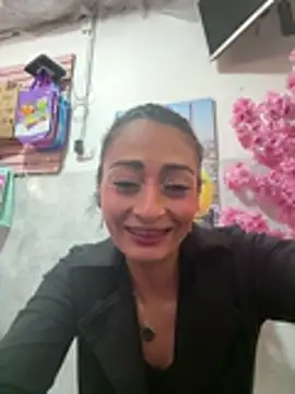 IsabellaMariet's Webcam Show