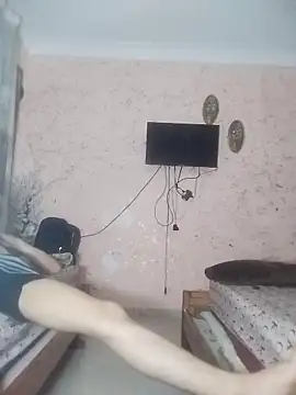 adamhdgdhdv73 网络视讯表演