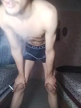 adamhdgdhdv73 Show Webcam