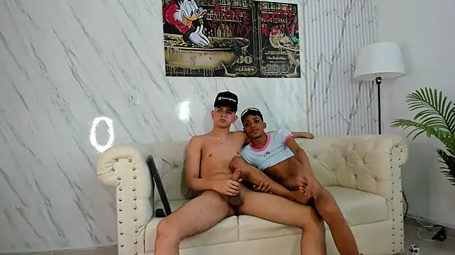 LOVE_GUYS1 Webcam Show