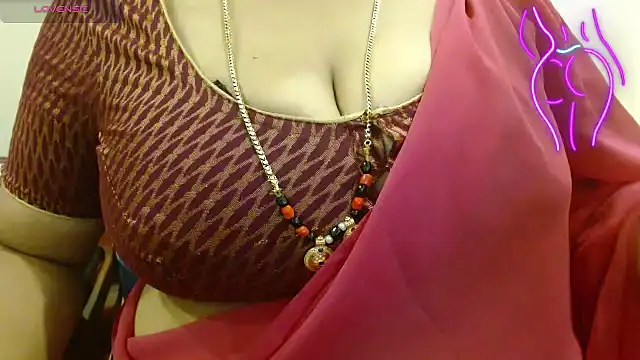 telugu_pillapreethi's Webcam Show