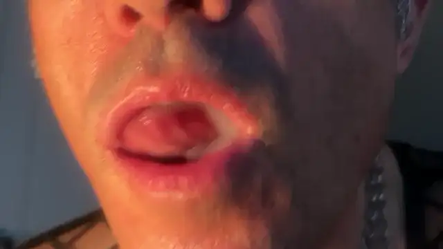 gstringexecutive_69 – webcam-show