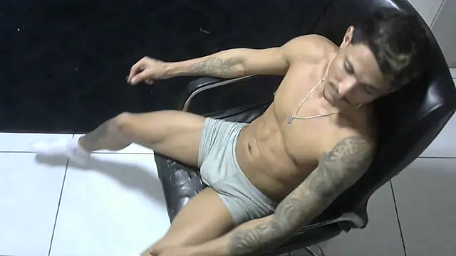 BINHO_ZANARDI webcam show