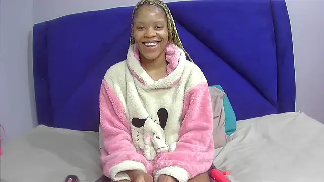 Chatroom XXX en direct de TheSexyBibi