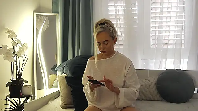 OrianaWade's Live XXX Chat