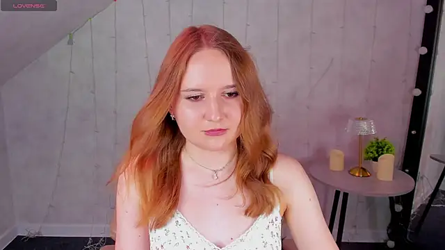 Chatroom XXX en direct de Emmaa_Kimm