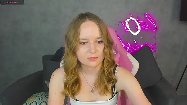 Emmaa_KimmのライブXXXチャット