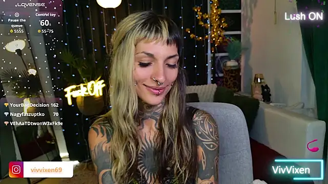 VivVixen Chat XXX live