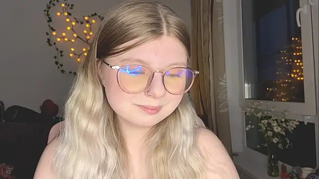 YukiBlush's Live XXX Chat