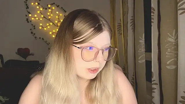 Chat XXX en directo de YukiBlush