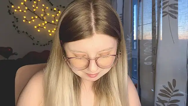 YukiBlushn Live XXX chat