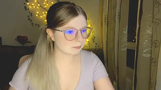 YukiBlush's Live XXX Chat