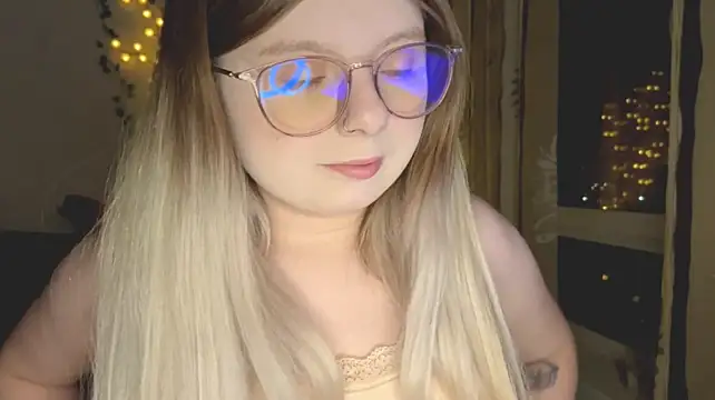 Chat +18 de YukiBlush ao vivo