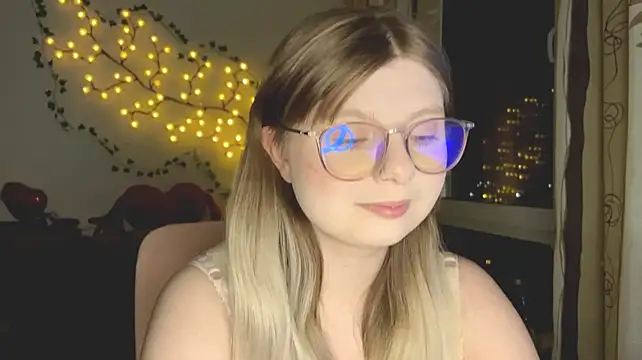 YukiBlush Pertunjukan Webcam
