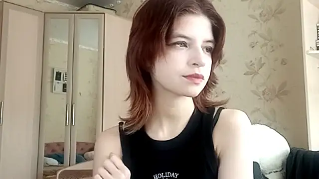 LowkeyIndigo Chat XXX in diretta