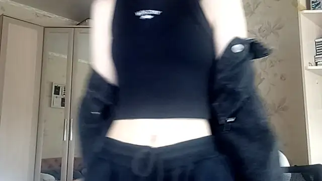 Show de LowkeyIndigo na webcam
