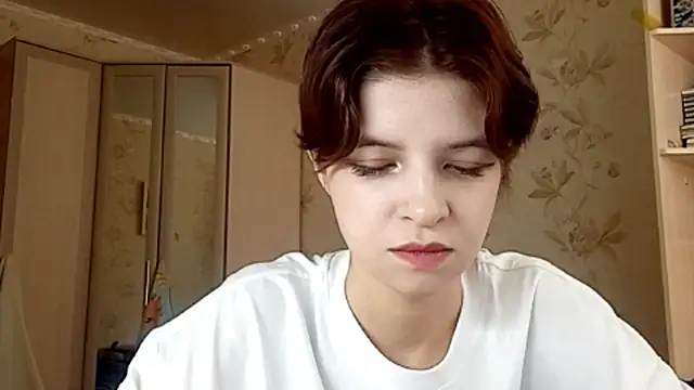 LowkeyIndigo's Webcam Show