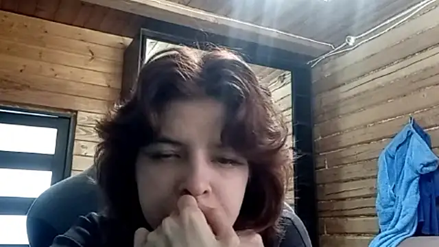 LowkeyIndigo's Live XXX Chat