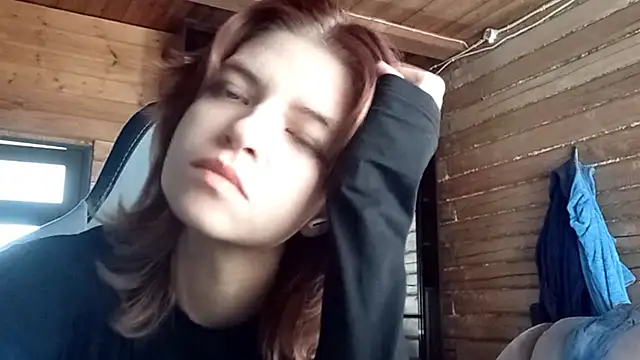 LowkeyIndigo's Live XXX Chat