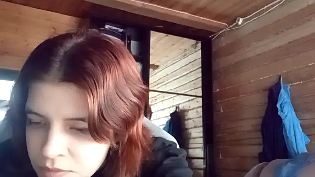 Živý XXX chat LowkeyIndigo