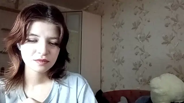 LowkeyIndigo Live Chatraum