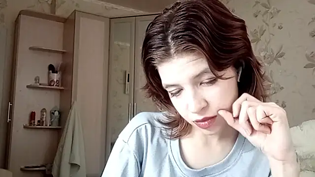 LowkeyIndigo – Live XXX-chat