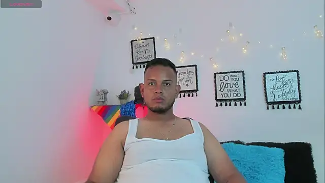 Jay_raze Adlı Modelin Web Kamerası Şovu