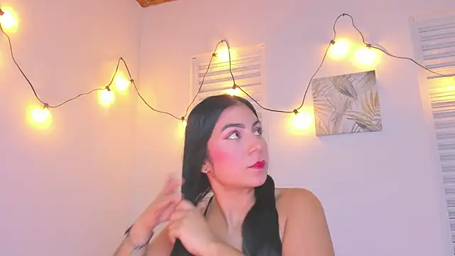 VictoriaaLopez Chat XXX in diretta
