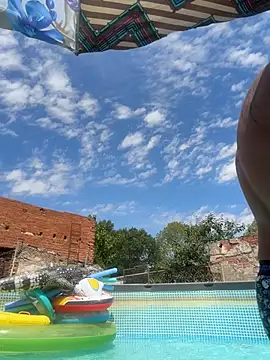 RhinalSquad Show in webcam