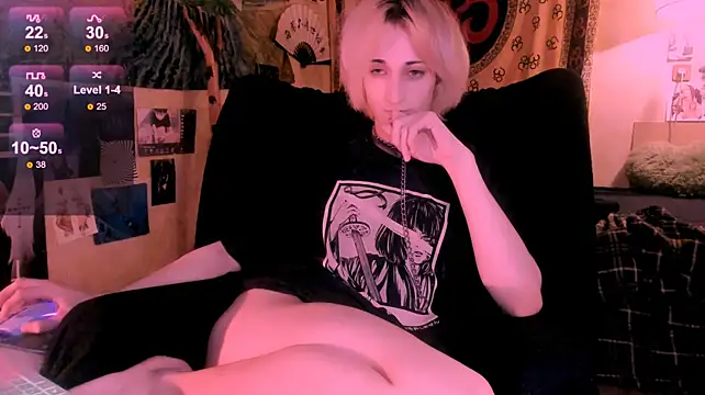 NyxWhite's Webcam Show