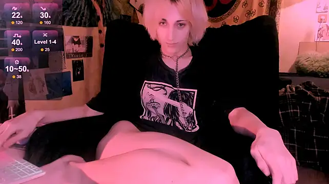 NyxWhite's Webcam Show