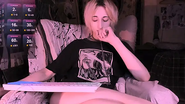 NyxWhite Show Webcam