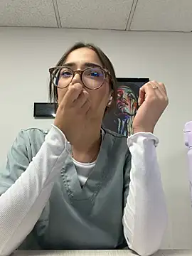 Sweet_Milaa1's Webcam Show