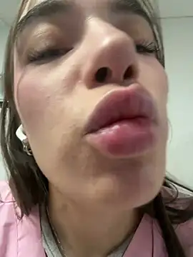 Sweet_Milaa1 Chat XXX live