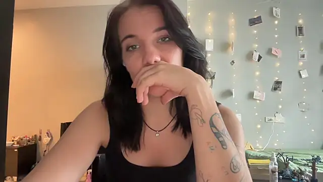 XXX chat uživo modela RosePlant