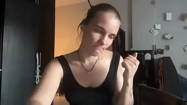 RosePlant's Live XXX Chat