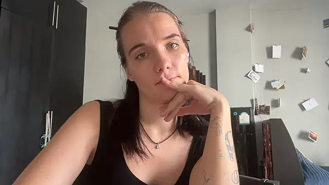 RosePlant's Live XXX Chat