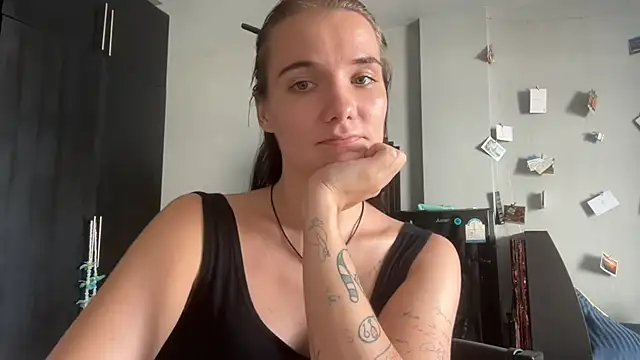 RosePlant's Live XXX Chat